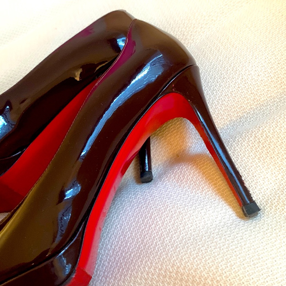 Christian Louboutin high heels, brown, size 39.